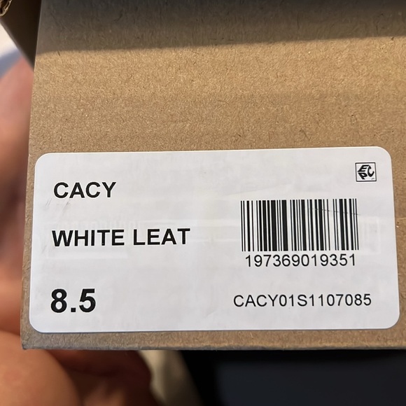 💃🏻Steve Madden White Tan Platform Shoes - Picture 7 of 7